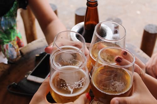 正気のサタンは微アルコールビールの概念が変わるまったく新しい飲み物